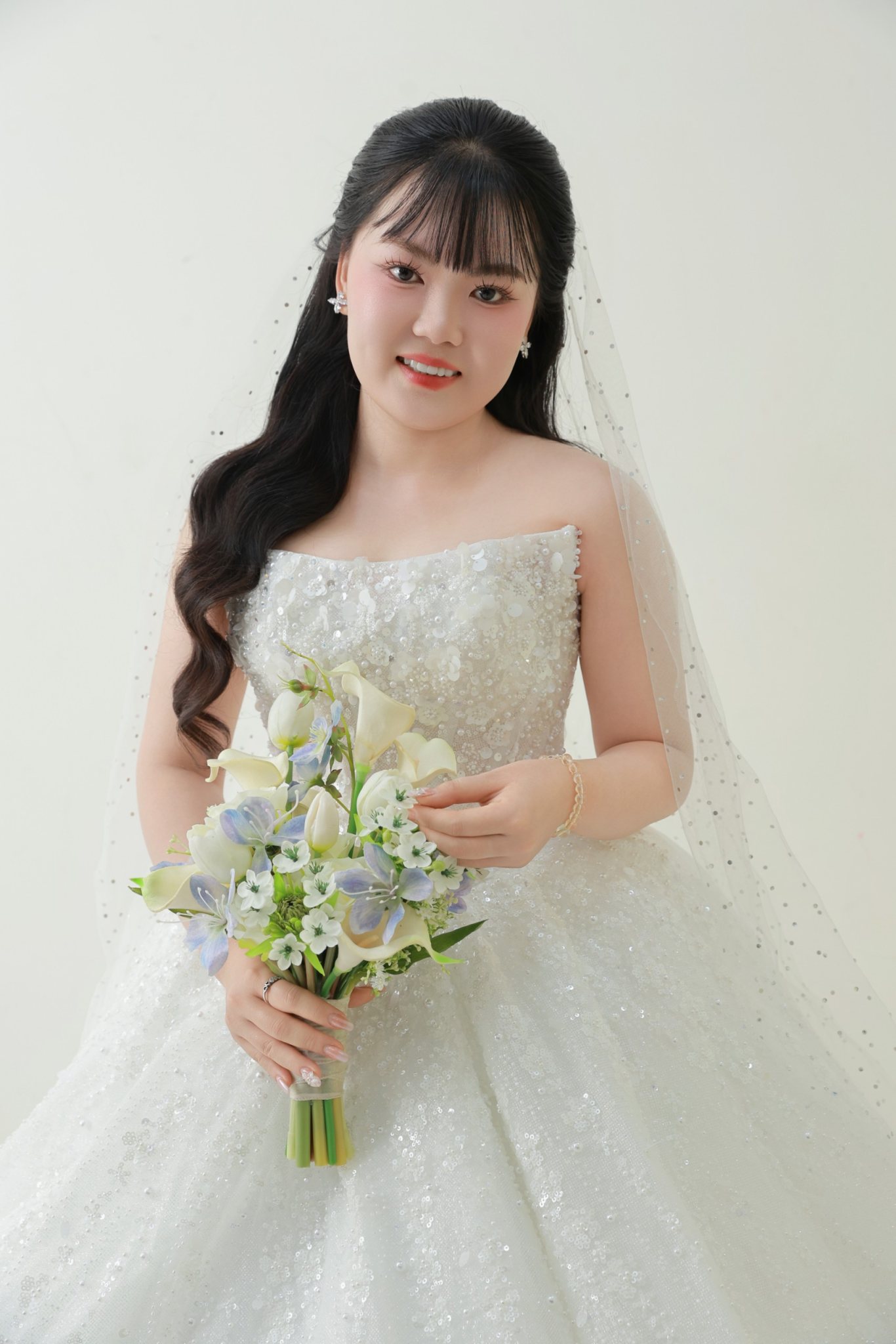 Ảnh cô dâu Hồng Hoà